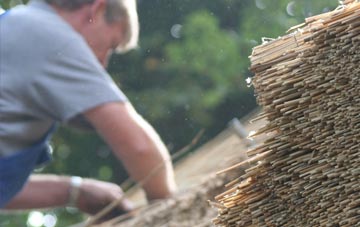 professional Cabbage Hill thatchers